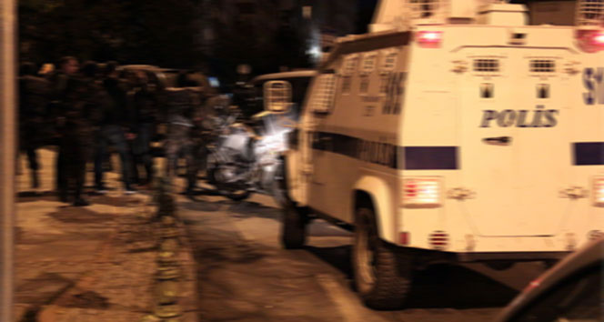 İstanbul’da terör operasyonu: 1 polis yaralandı!