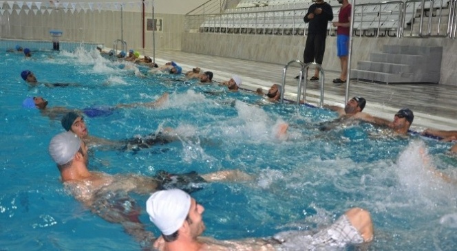 Adıyaman Üniversitesi Yarı Olimpik Yüzme Havuzu Hizmete Açıldı