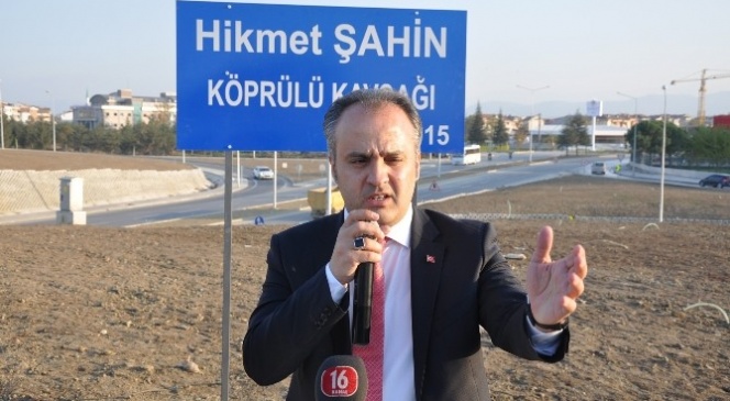 Hikmet Şahin'in İsmi Ölüm Yıldönümünde Kavşağa Verildi