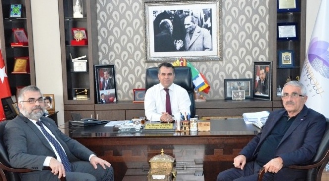Karabükspor Başkanı Feridun Tankut Başkan Aksoy&#039;u Ziyaret Etti