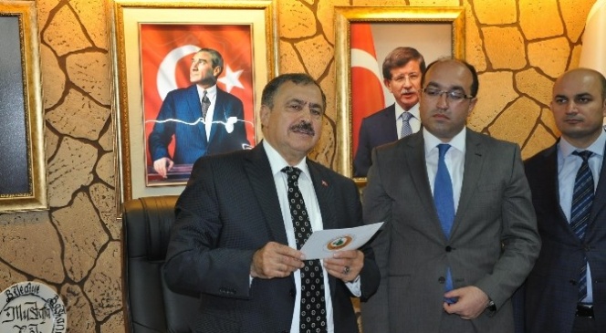 Orman Ve Su İşleri Bakanı Eroğlu Sandıklı&#039;ya Teşekkür Ziyaretinde Bulundu