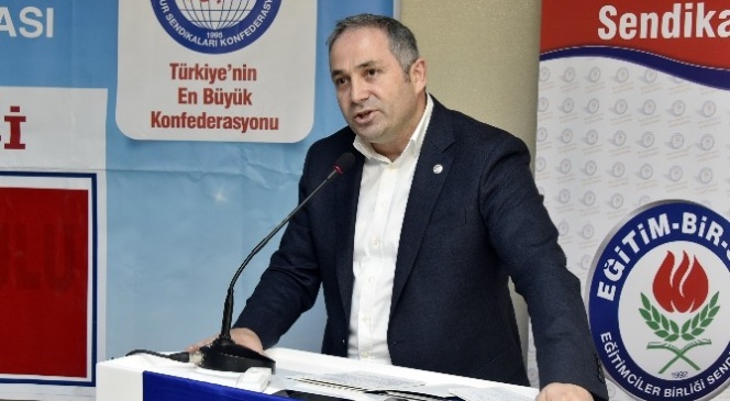 Gümüşhane'de Eğitim-Bir-Sen İl Divan Toplantısı Yapıldı