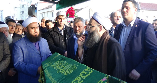 Bolu'da Nakşibendi Şeyhi'nin gelini toprağa verildi