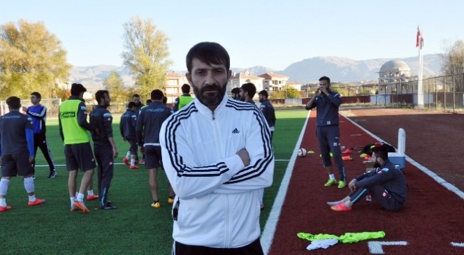 Sandıklıspor&#039;un Yeni Teknik Direktörü Cafer Aydın