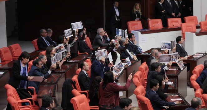 Meclis&#039;te HDP gerginliği