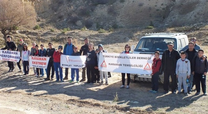 Karaman'da Bisikletçiler Öğretmenler Gününü Unutmadı