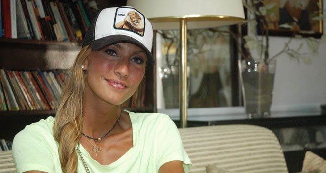 Çağla Şikel, eski eşi Emre Altuğ'un acısını paylaştı