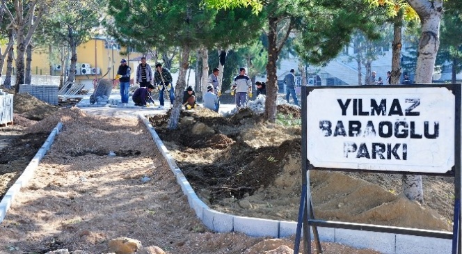 Karaman'da Park Yenileme Çalışmaları Devam Ediyor