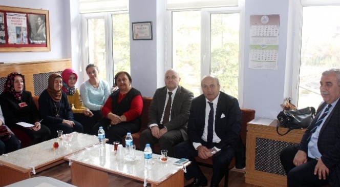 Başkan Arslan Okulları Ziyaret Etti