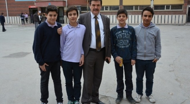 Milli Eğitim Müdürü Özen TEOG Sınavlarının Yapıldığı Okulları Gezdi