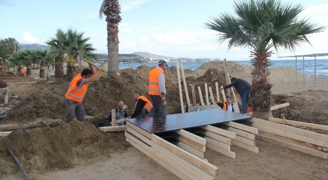 Sahil Yolu Projesinde İlk Beton Döküldü