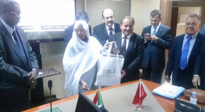 YÖK Başkanı Saraç Rektör Savaş'ı Tebrik Etti