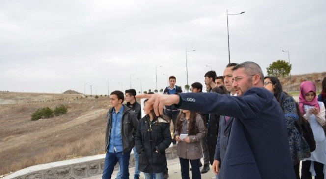 Lise Öğrencileri Karatekin Üniversitesi Kampüsüne Hayran Kaldılar