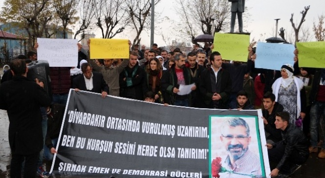 Tahir Elçi&#039;nin Öldürülmesi Şırnak&#039;ta Protesto Edildi