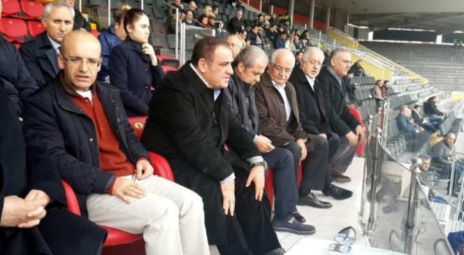 Milletvekilleri Gaziantepspor&#039;u Ankara&#039;da Yalnız Bırakmadı