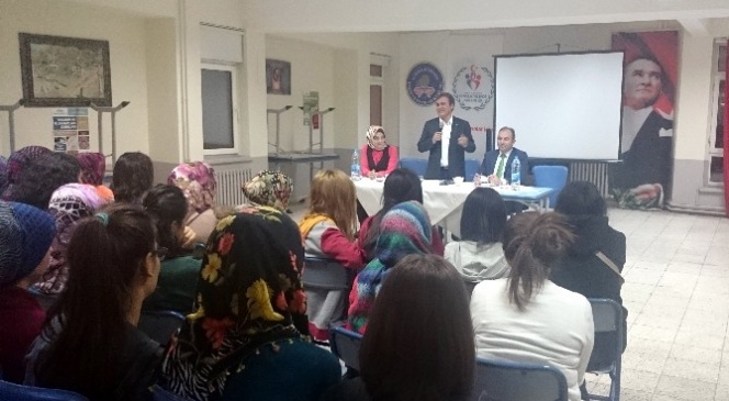 Gümüşhane YURT-KUR'da Kariyer Günleri Devam Ediyor