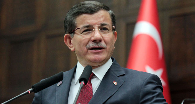 Davutoğlu&#039;ndan Can Dündar ve Erdem Gül değerlendirmesi
