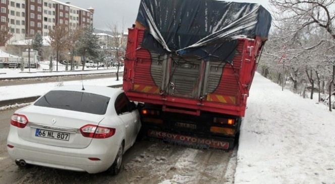 Yozgat'ta Kar Kazaları Da Beraberinde Getirdi