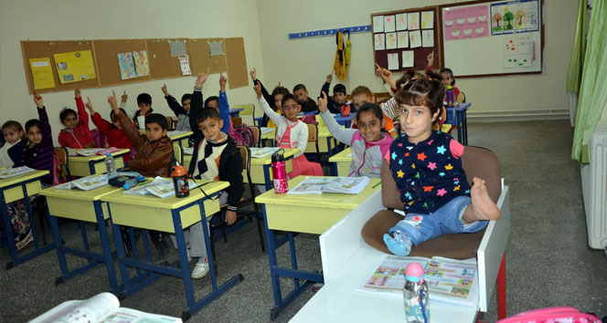 Doğuştan engelli Elif’in azmi görülmeye değer