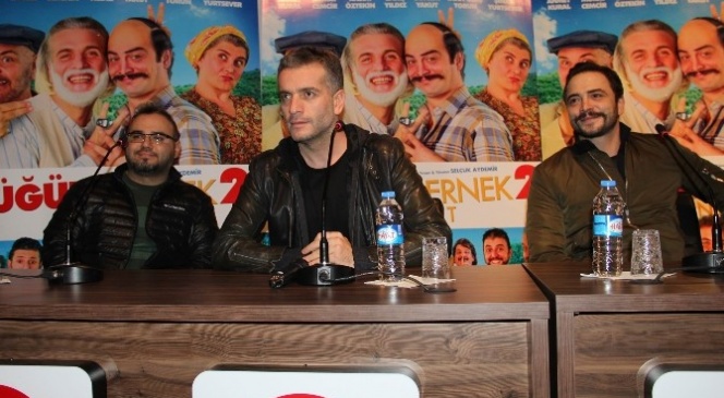 "düğün Dernek 2: Sünnet" Sivas'ta Gala Yaptı