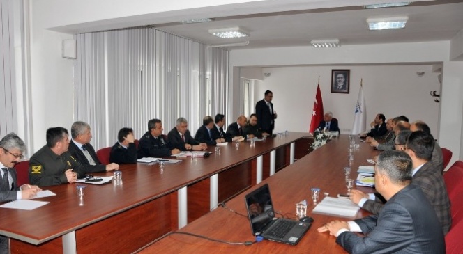 Karaman Kar Ve Buzlanmayla Mücadeleye Hazır