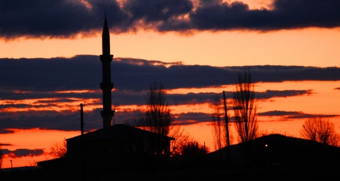 Diyarbakır&#039;da gün batımı güzelliği