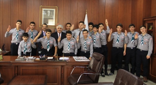 Genç İzcilerden Sorgun Belediye Başkan Şimşek'e Ziyaret