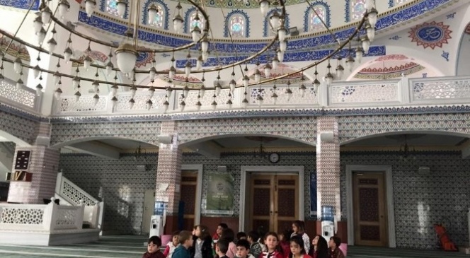 Sorgun'da Kreş Öğrencileri Cami Gezdi