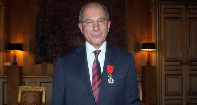Fransa’dan Büyükelçi Üzümcü’ye 'Onur Nişanı'