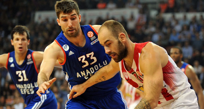Olympiacos ile Anadolu Efes 31. randevuda