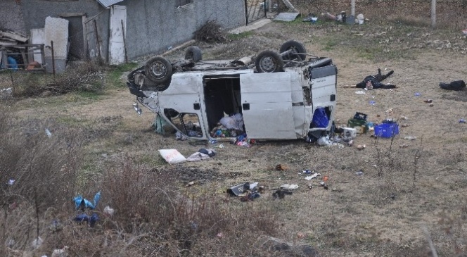 Çankırı'da Trafik Kazası: 1 Ölü 1'i Çocuk 4 Yaralı