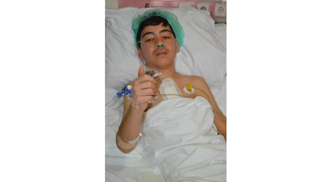 13 Yaşındaki Çocuğa Bypass Ameliyatı