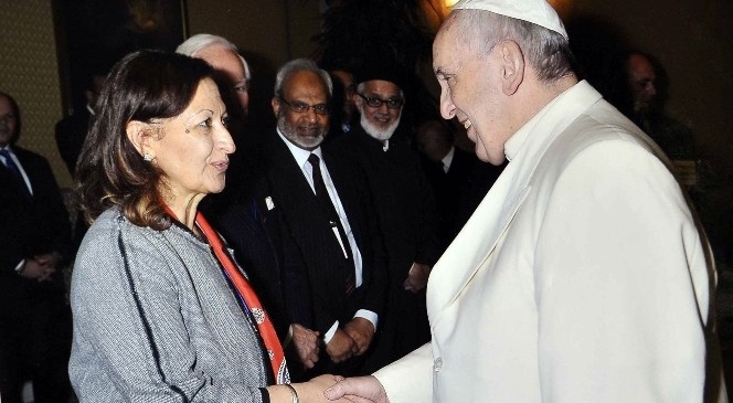 ABD'deki Din Eğitimi Derneği'nin İlk Kadın Müslüman Başkanı