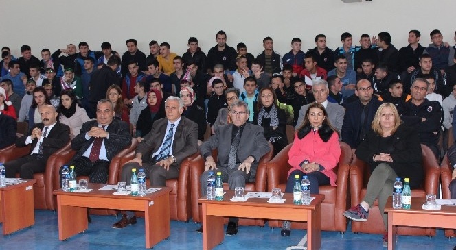 Çocuk Mahkumlara Yılbaşı Eğlencesi