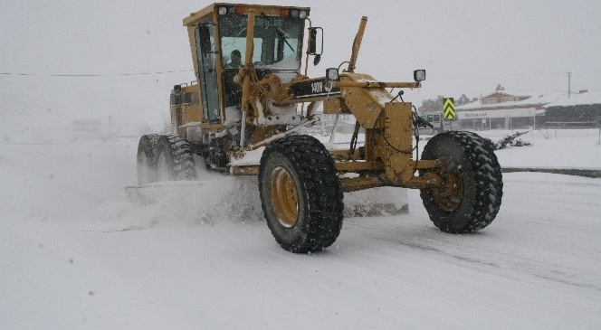 Yozgat'ta 20 Köy Yolu Ulaşıma Kapandı