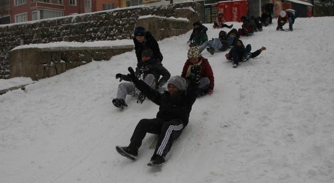 Yozgat'ta Okullar Bir Gün Süreyle Tatil Edildi