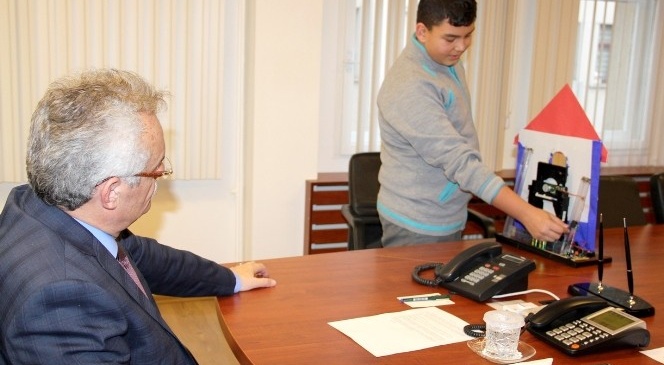 Haberlerden Etkilenip Yaptığı Proje İle Türkiye İkincisi Oldu
