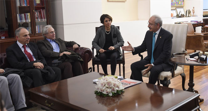 Kılıçdaroğlu 'Barış Savunucuları' ile görüştü
