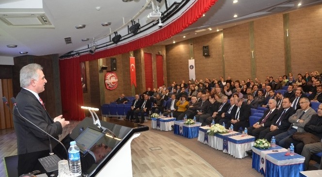 Kırıkkale Üniversitesinde “Kalite Ve Akreditasyon” Konulu Konferans
