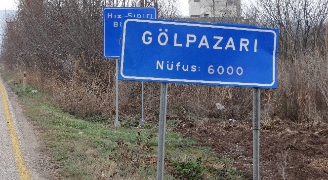 Gölpazarı'nda İlginç Nüfus Tabelaları