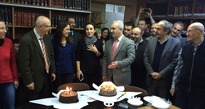 Prof. Fethi Gedikli'ye doğum günü sürprizi