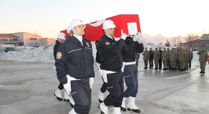 Şırnak&#039;ta Şehit Polis İçin Tören Düzenlendi