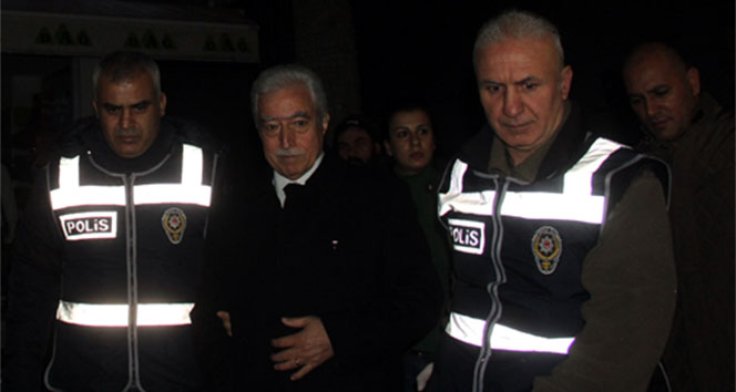 Adana&#039;da paralel yapı operasyonu: 27 gözaltı!