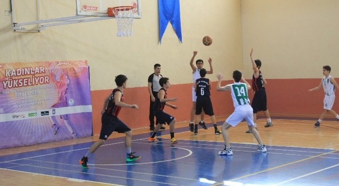 Karaman'da Basketbol Bölge Grup Müsabakaları Başladı
