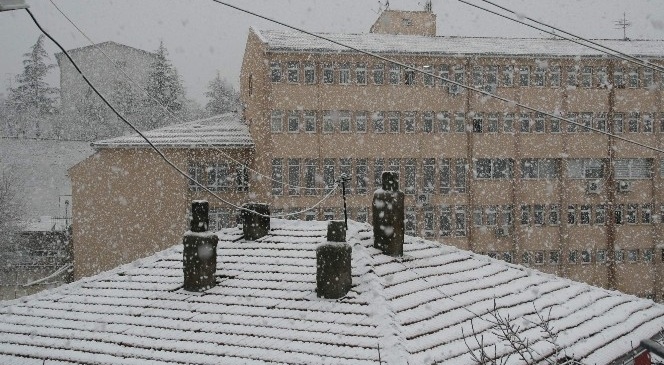 Yozgat'ta Kar Yağışı