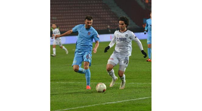 Nazilli Belediyespor Karadeniz'de Kaybetti