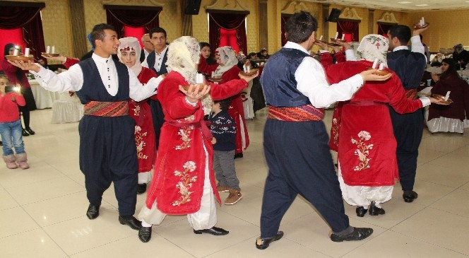 Down Sendromlu Çocuklar Çayda Çıra Oynayıp Konser Verdi