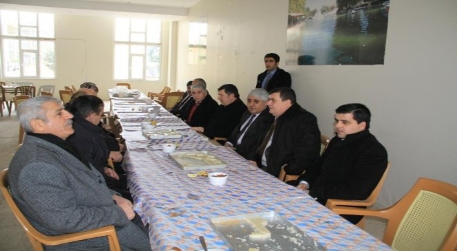 Sorgun Belediye Başkanı Ahmet Şimşek Belediye Çalışanlarıyla Arabaşı Yemeğinde Bir Araya Geldi