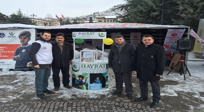 Bem-Bir-Sen&#039;den Bayırbucak Türkmenlerine Yardım