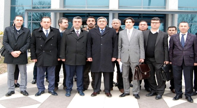 AK Parti&#039;den CHP Lideri Kılıçdaroğlu Hakkında Suç Duyurusu